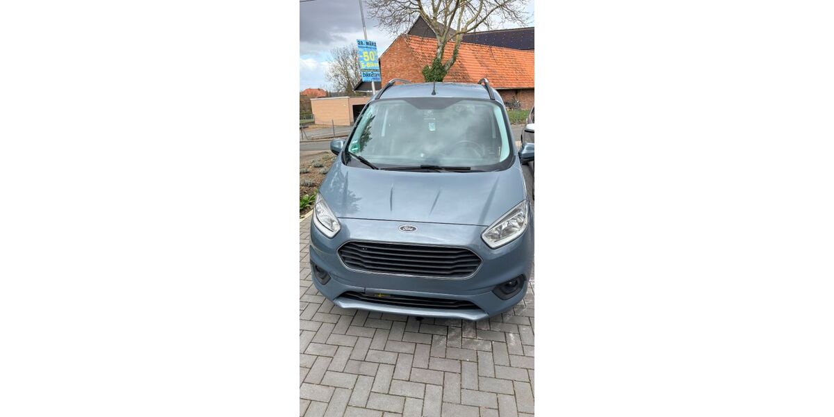 Ford Tourneo Courier 93.875 km 10.600 &euro; Barsinghuaen 30890