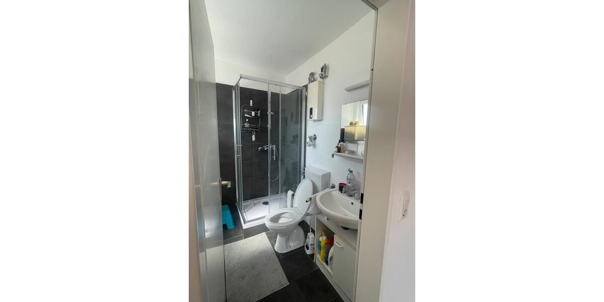 Etagenwohnung Hannover Linden-Limmer - 1 Zimmer, 45 m&sup2;, 700&euro; | Angebot:26313175