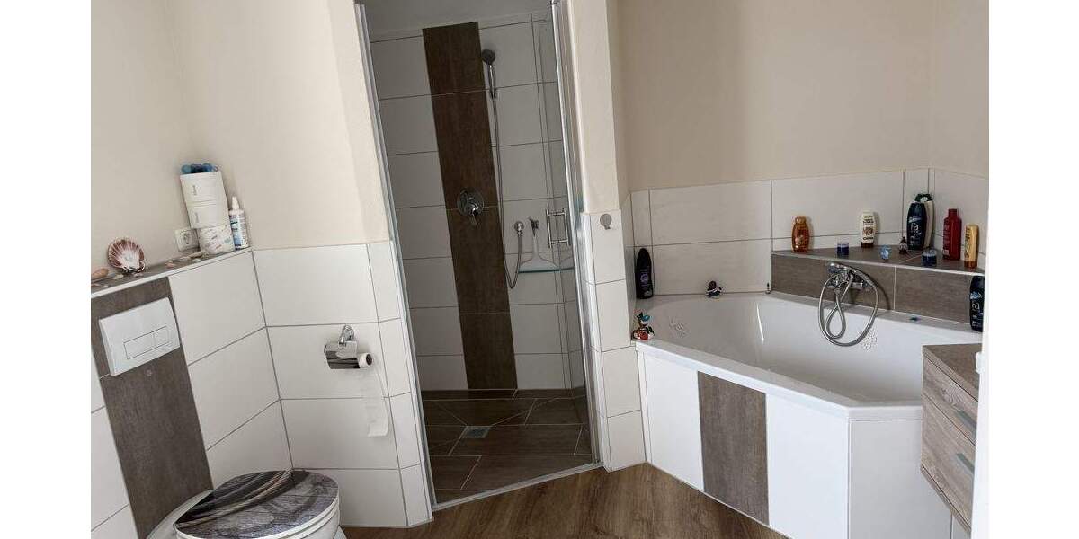 Mehrfamilienhaus, Wohnhaus Sehnde - 8 Zimmer, 185 m&sup2;, 630.000&euro; | Angebot:25770681