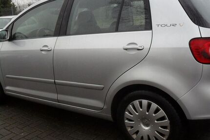 VW Golf 205.000 km 2.599 € Uetze OT Dollbergen 31311