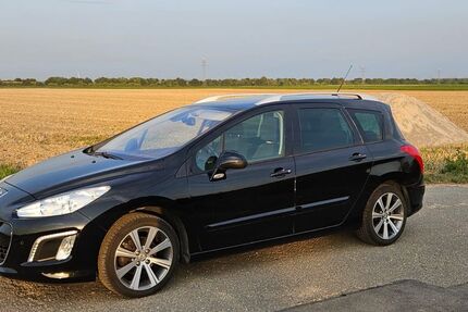 Peugeot 308 127.046 km 5.650 &euro; Hannover 30173