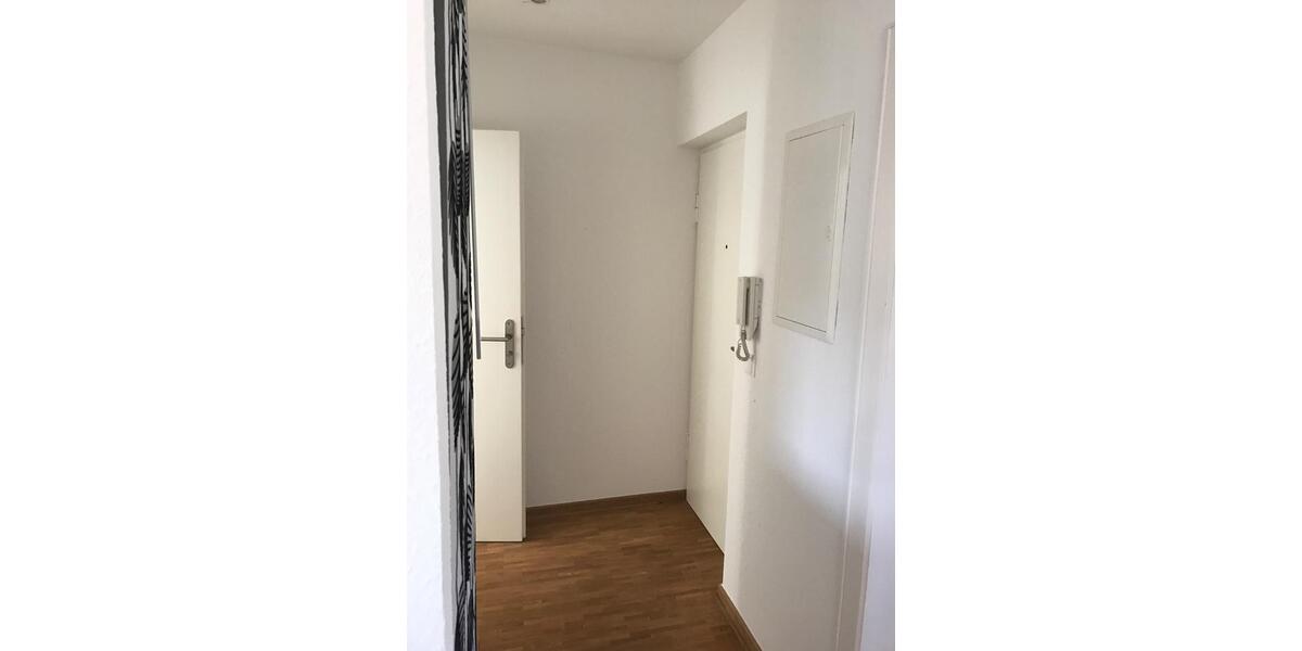 Etagenwohnung Hannover Vahrenwald-List - 3 Zimmer, 63 m&sup2;, 950&euro; | Angebot:25523908