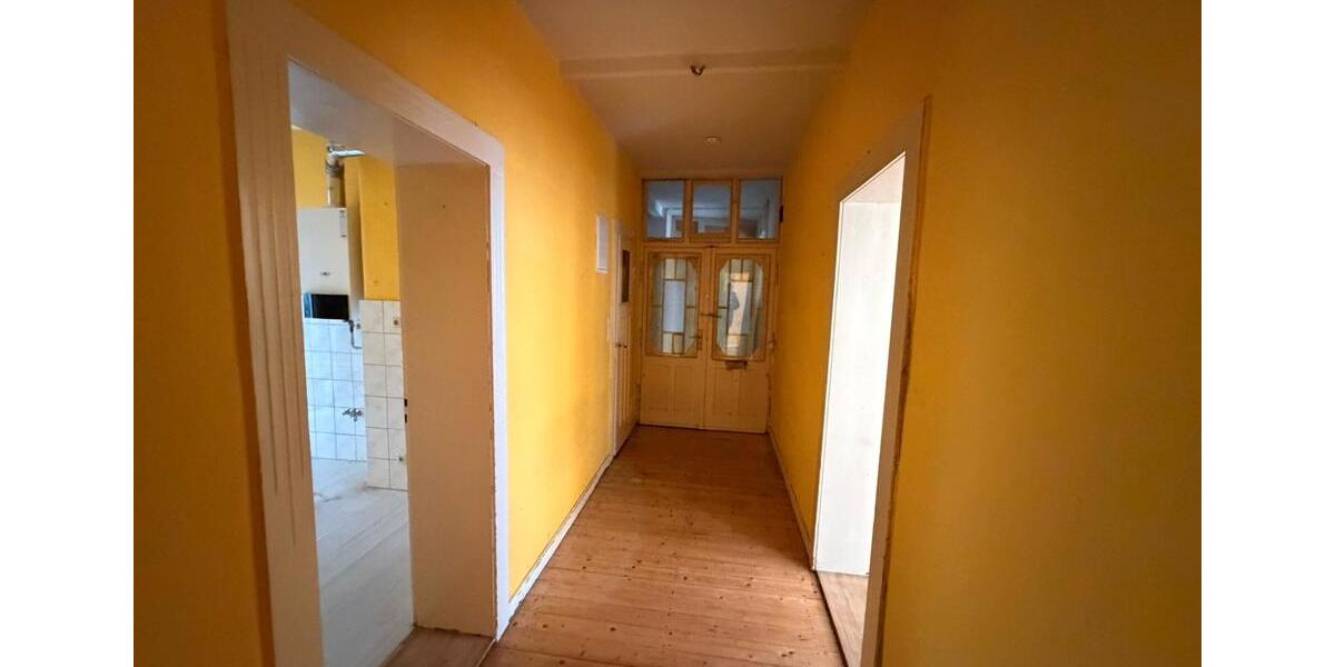 Hochparterre Hannover Linden-Limmer - 4 Zimmer, 81 m&sup2;, 310.000&euro; | Angebot:27192023