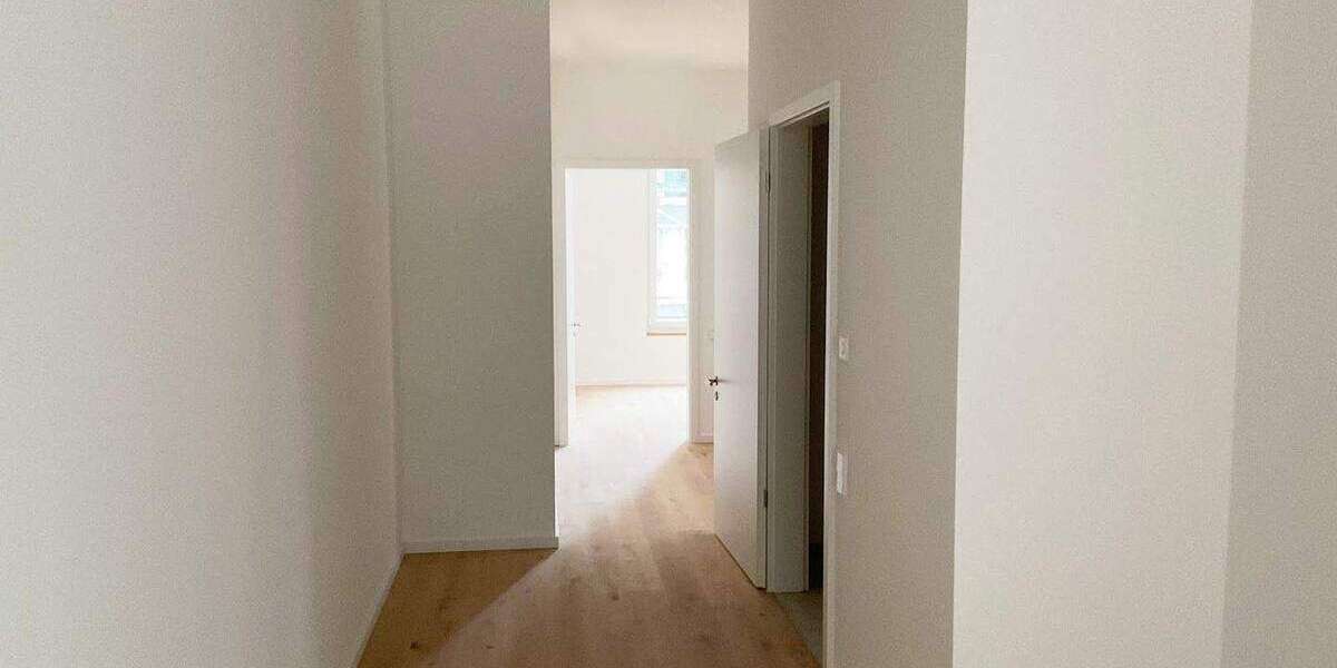 Barrierefreie Neubauwohnung mit Terrasse - stilvoll & komfortabel wohnen, Einbauküche, Tageslichtbad 3 zimmer