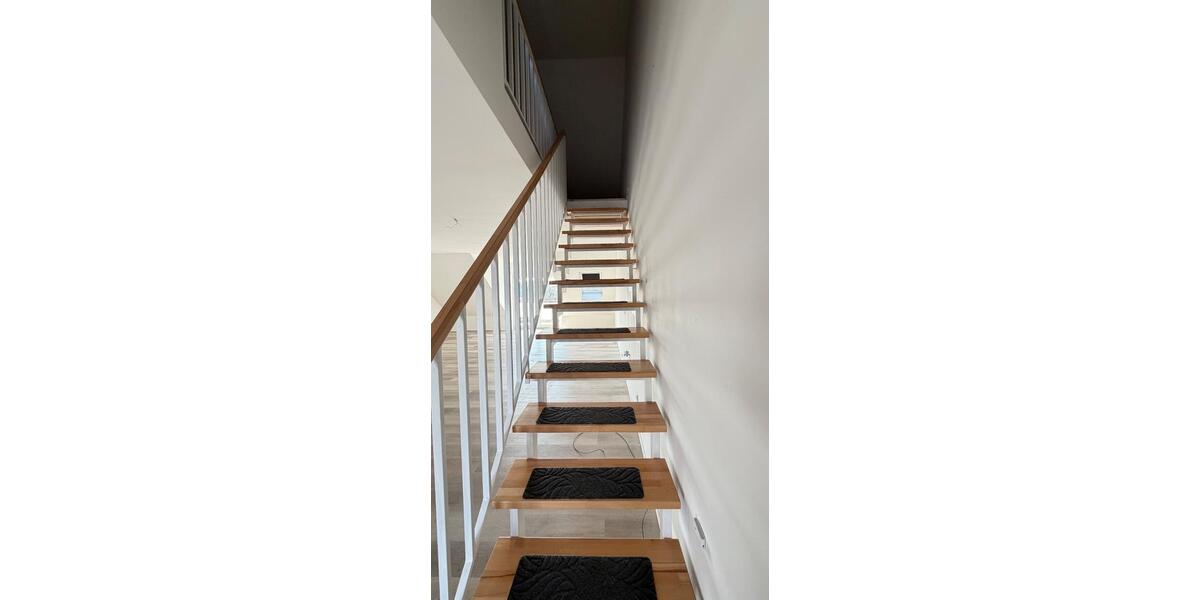 Dachgeschoßwohnung Hagenburg - 2 Zimmer, 73 m&sup2;, 895&euro; | Angebot:26233693