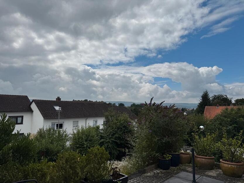 Bungalow, voll unterkellert, mit tollem Ausblick, idyllische Lage