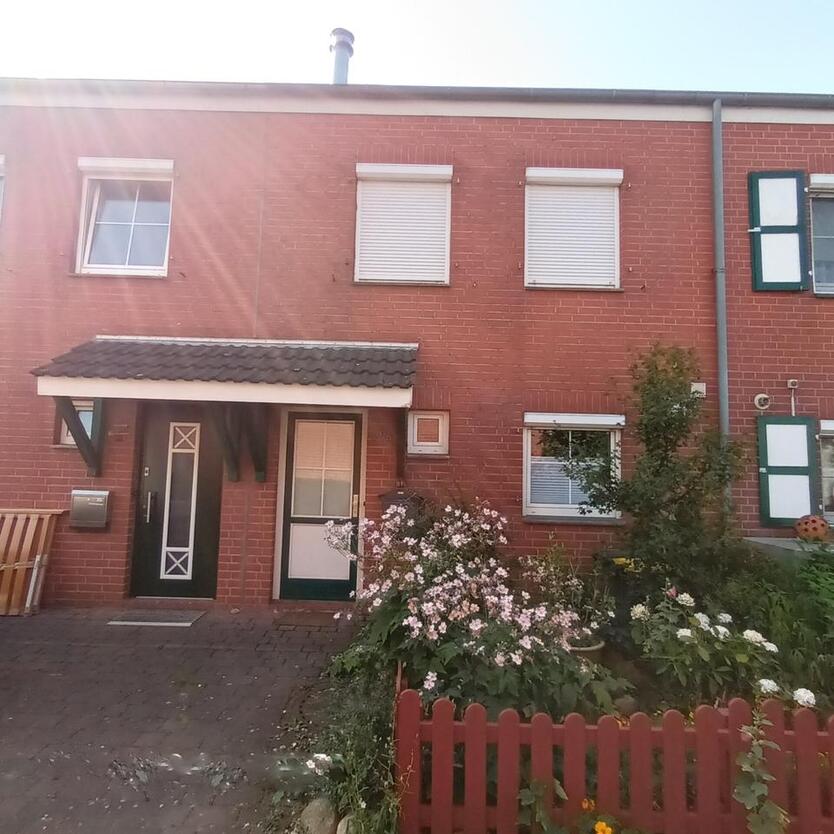 Ruhiges Reihenmittelhaus in IngelnOessele