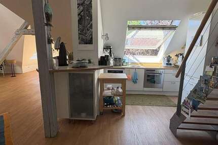 Wohnung Hannover Mitte - 3 Zimmer, 214 m&sup2;, 2.600&euro; | Angebot:26928839