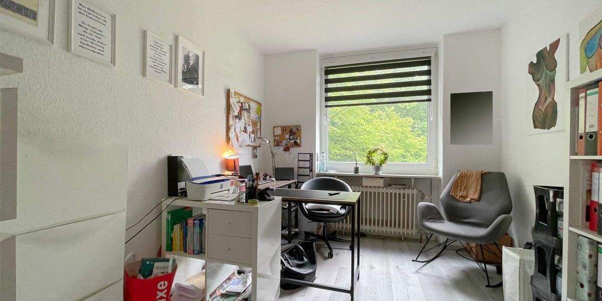 Modernisiert & bezugsfertig: 3-Zimmer-Eigentumswohnung mit Südloggia in Hannover-KirchrodeBemerode 3 zimmer