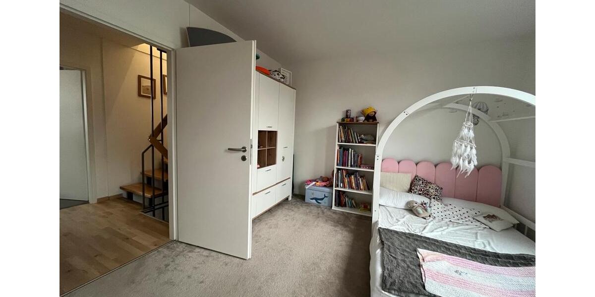 Reihenhaus Hannover Herrenhausen-Stöcken - 3.5 Zimmer, 116 m&sup2;, 1.700&euro; | Angebot:25422938