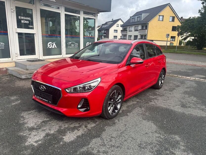i30
