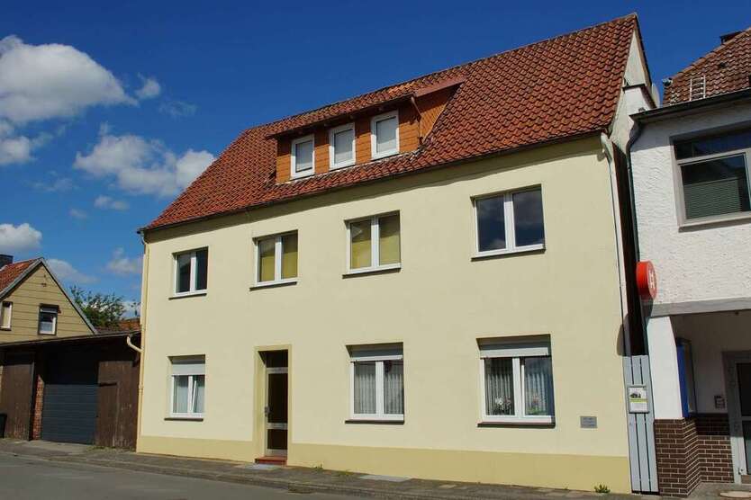 Haus zum Kaufen in Burgdorf 295.000 € 245 m²