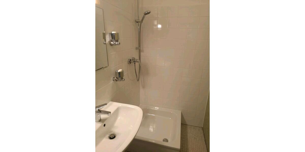 Etagenwohnung Hannover Linden-Limmer - 1 Zimmer, 38 m&sup2;, 65.000&euro; | Angebot:21553560