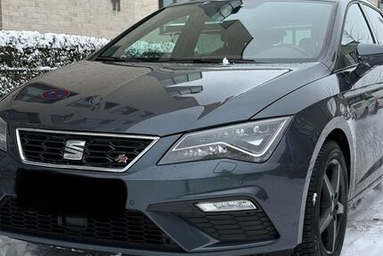 Seat Leon 150.000 km 11.999 &euro; Hannover 30179
