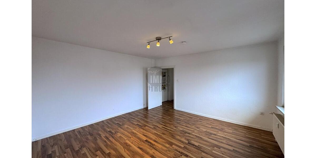 Etagenwohnung Hildesheim Bockfeld - 3 Zimmer, 82 m&sup2;, 850&euro; | Angebot:26183950