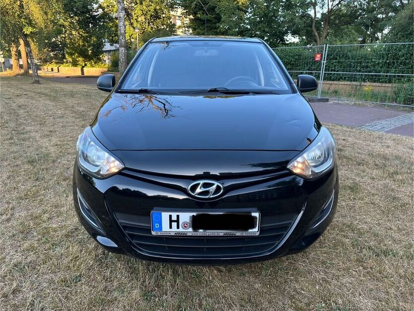i20