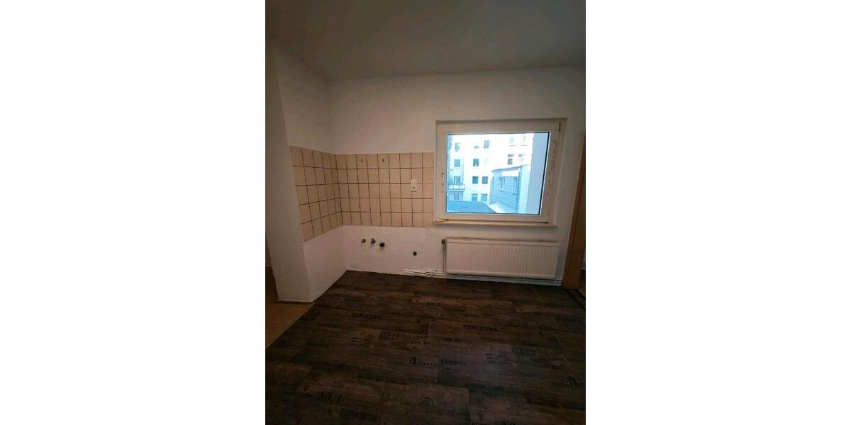 Etagenwohnung Hannover Linden-Limmer - 4 Zimmer, 90 m&sup2;, 1.100&euro; | Angebot:26682916