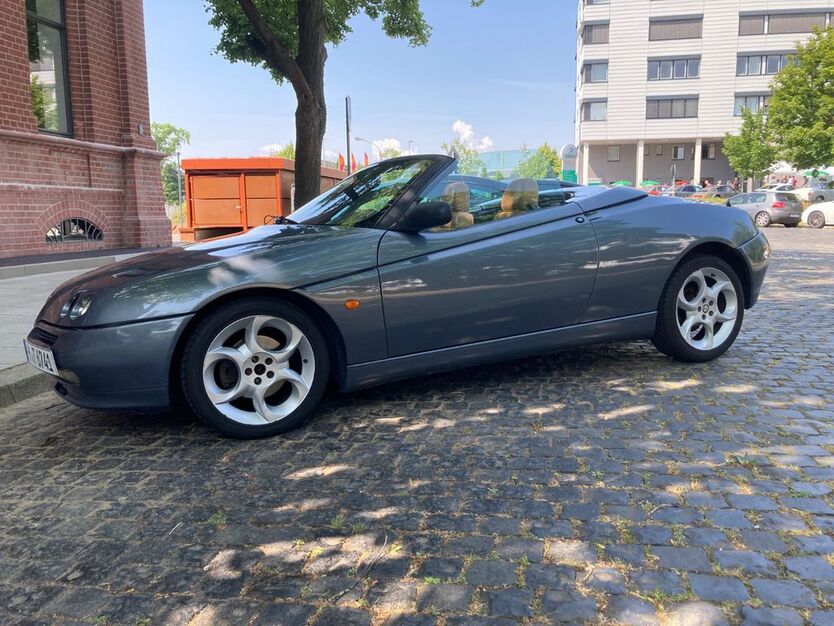 Alfa Romeo Spider 200.000 km 3.300 € Wedemark 30900