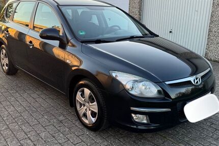 Hyundai i30 138.000 km 2.450 &euro; Hannover 30179