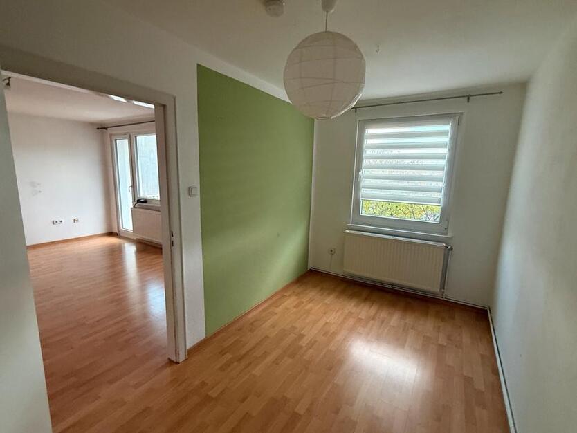Hannover - Groß Buchholz - 3-Zimmer WHG - gute Lage von Privat zimmer