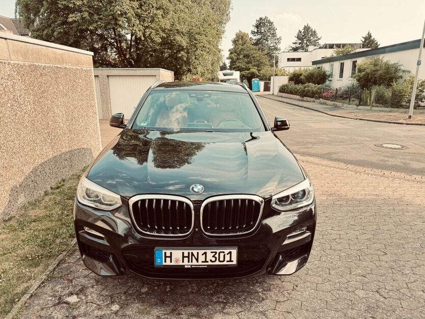 X3