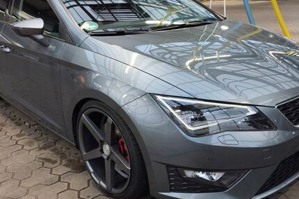 Seat Leon 132.000 km 12.999 &euro; Hannover 30449