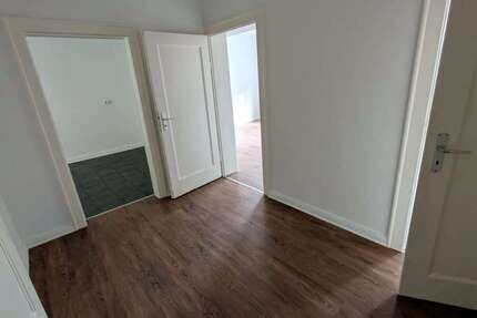 Wohnung Hannover Herrenhausen - 2 Zimmer, 65 m&sup2;, 647&euro; | Angebot:27026026