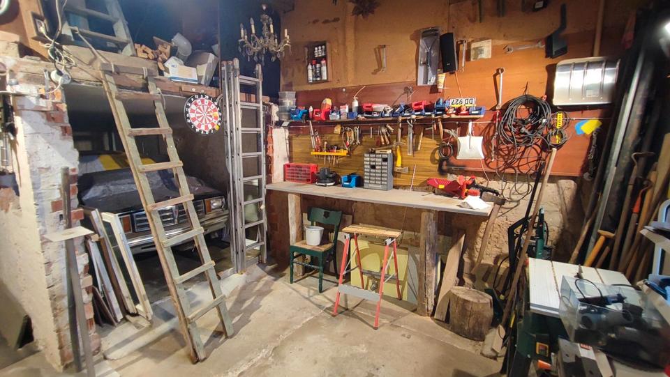 Sibbesse OT Eberholzen: Einfamilienhaus mit Nebengebäude 4.5 zimmer