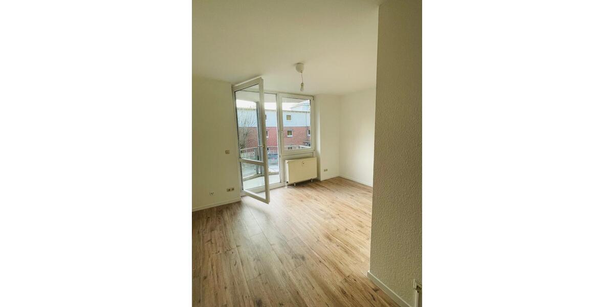 Helle 1-Zimmer Single-Wohnung mit Balkon, EBK und Stellplatz 1 zimmer