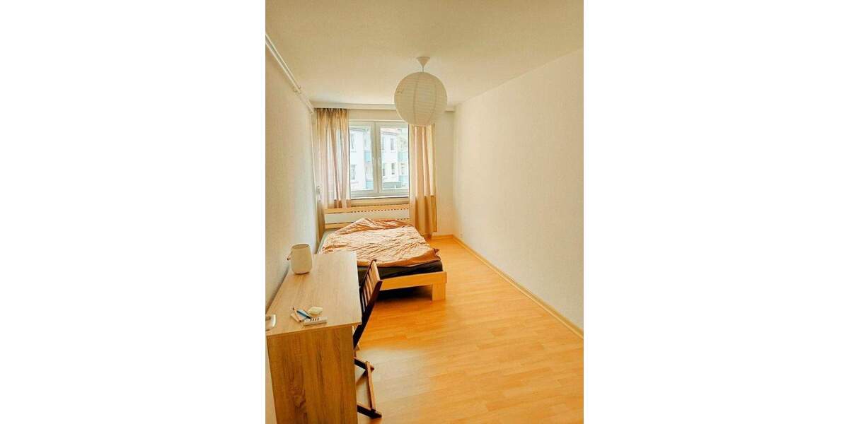 Helle 5 Zimmer Eigentumswohnung mit Balkon in ruhiger Lage der Nordstadt 5 zimmer