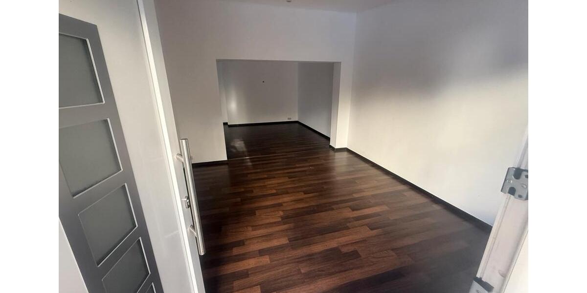 Einfamilienhaus Hannover Buchholz-Kleefeld - 4 Zimmer, 180 m&sup2;, 1.950&euro; | Angebot:25131400