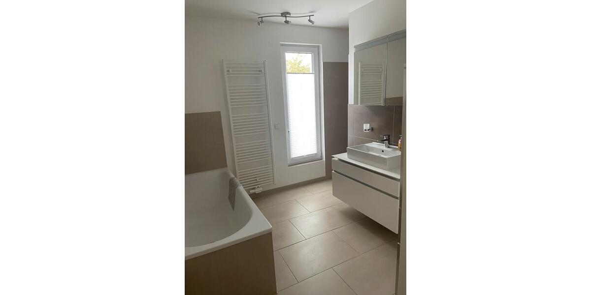 Reihenhaus Hannover Ahlem-Badenstedt-Davenstedt - 4 Zimmer, 141 m&sup2;, 2.550&euro; | Angebot:27607126