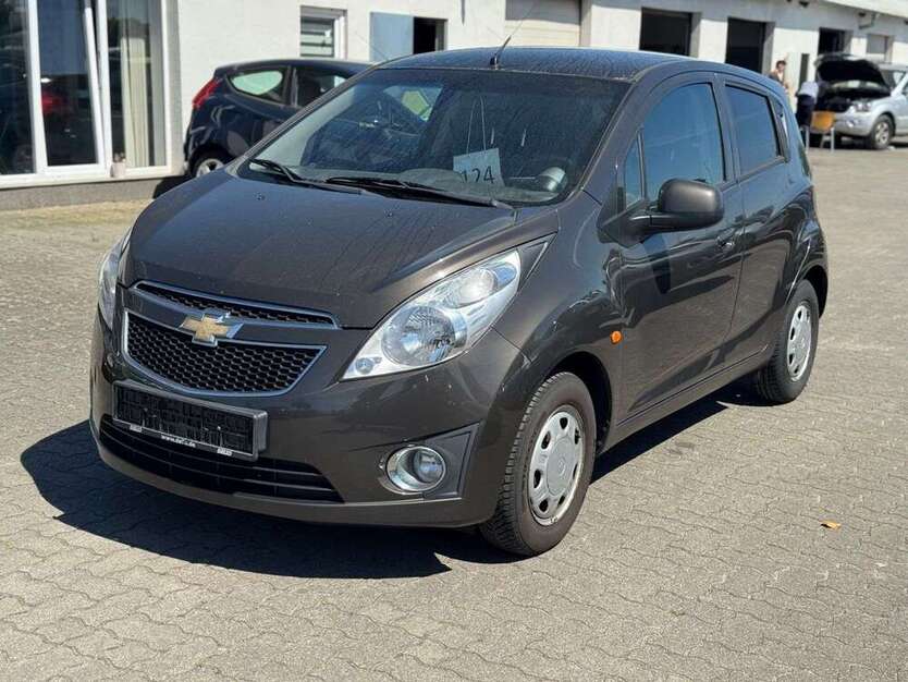 Chevrolet Spark 295.560 km 1.800 € Neustadt 31535