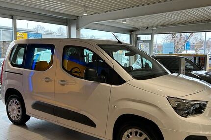 Opel Combo Life 50 km 29.690 € Garbsen 30823