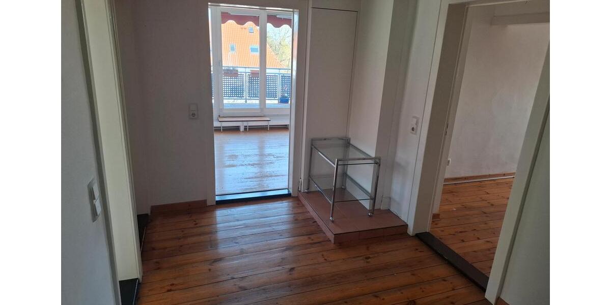 Dachgeschoßwohnung Hannover Döhren-Wülfel - 3 Zimmer, 77 m&sup2;, 249.000&euro; | Angebot:27273543