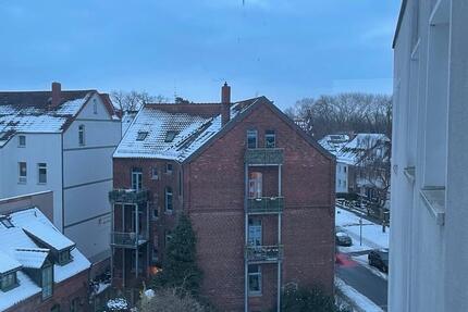 Nachmieter für 3 Zi.whg. mit Balkon und Aufzug in Döhren 3 zimmer