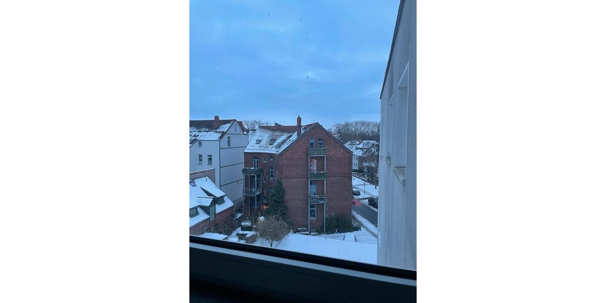 Nachmieter für 3 Zi.whg. mit Balkon und Aufzug in Döhren 3 zimmer