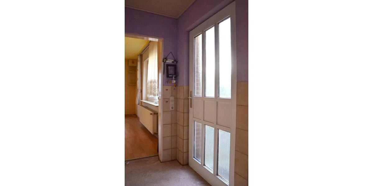 Einfamilienhaus Langenhagen Brink - 9 Zimmer, 270 m&sup2;, 560.000&euro; | Angebot:24362754