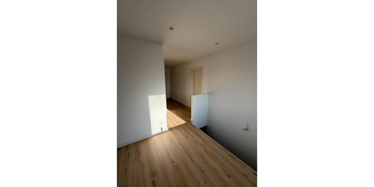 Maisonettenwohnung Seelze - 6 Zimmer, 140 m&sup2;, 460.000&euro; | Angebot:27298191