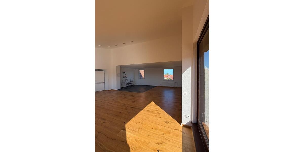 Einfamilienhaus Hannover Döhren-Wülfel - 3 Zimmer, 140 m&sup2;, 2.690&euro; | Angebot:27620395