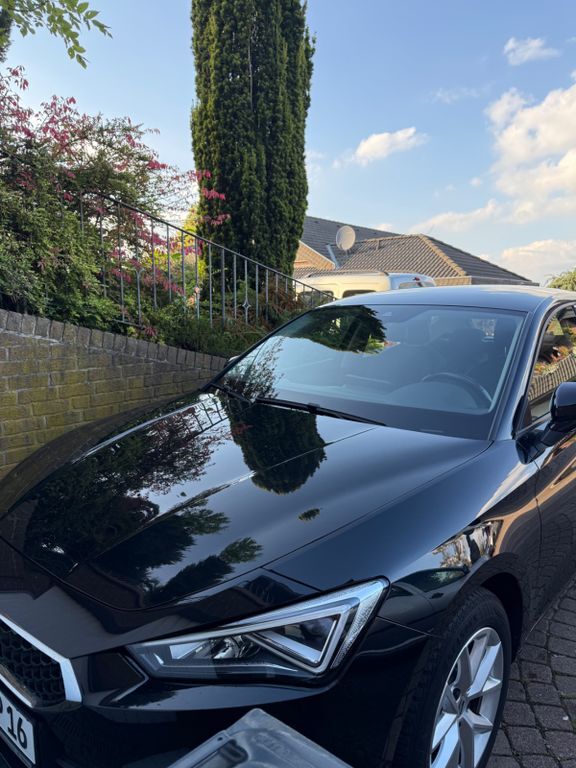 Seat Leon 50.041 km 18.500 € Bad Nenndorf 31542