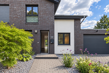 Haus Isernhagen - 5 Zimmer, 122 m&sup2;, 1.650&euro; | Angebot:27478972