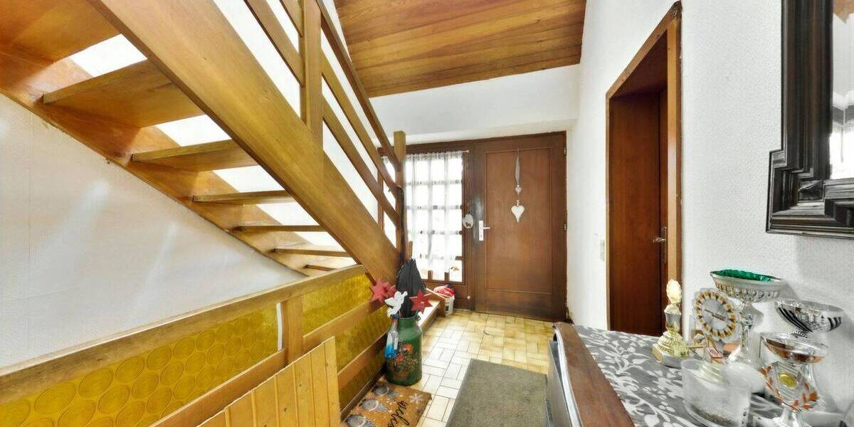 Einfamilienhaus Isernhagen Kirchhorst - 8 Zimmer, 193 m&sup2;, 449.000&euro; | Angebot:26569144
