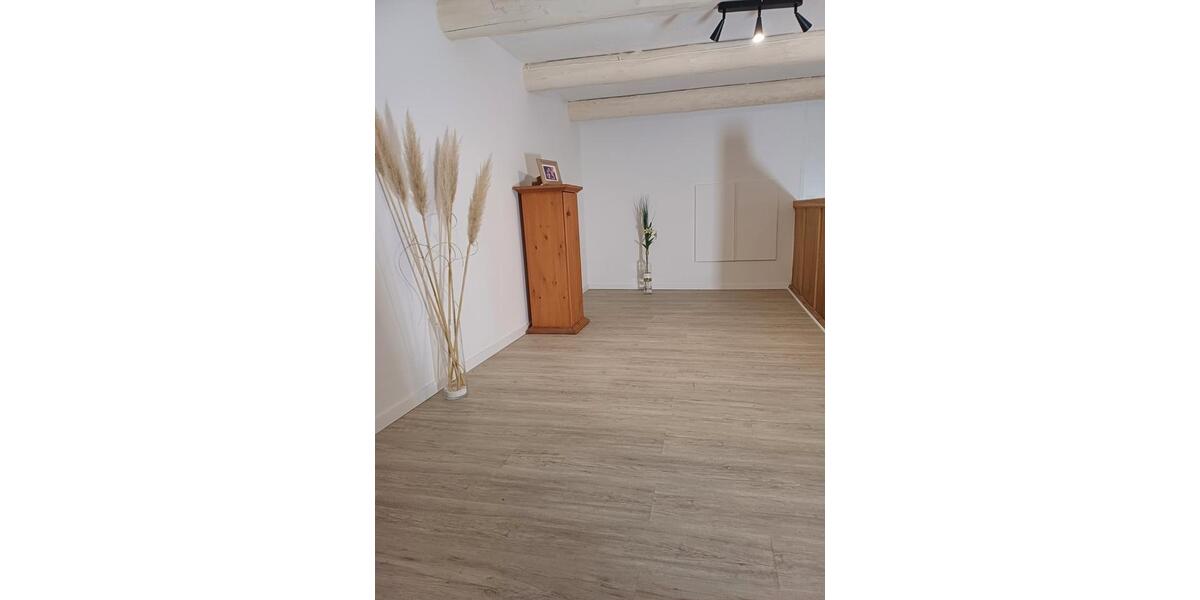 Doppelhaushälfte Lauenau - 5 Zimmer, 180 m&sup2;, 134.000&euro; | Angebot:26030550