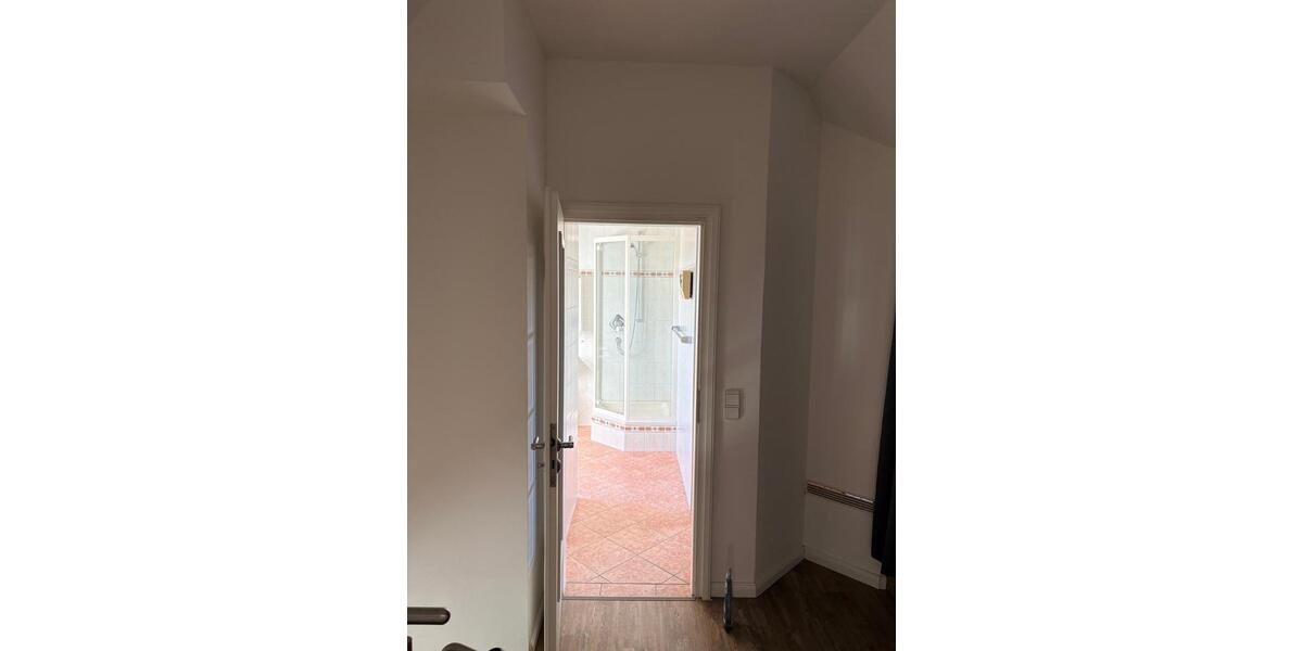 Maisonettenwohnung Hannover Döhren-Wülfel - 3 Zimmer, 220 m&sup2;, 2.595&euro; | Angebot:25590470