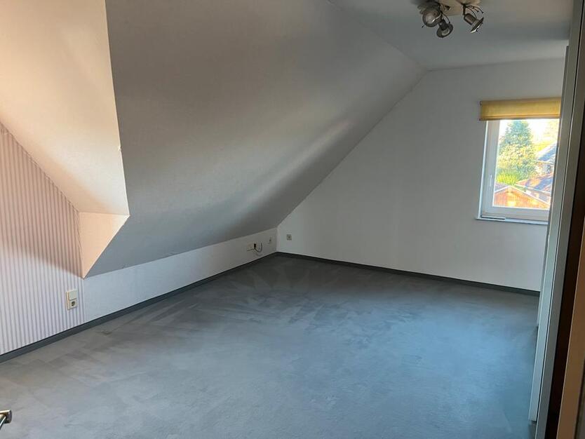 Stilvoll möbliertes Einfamilienhaus in Engelbostel (Langenhagen) zimmer