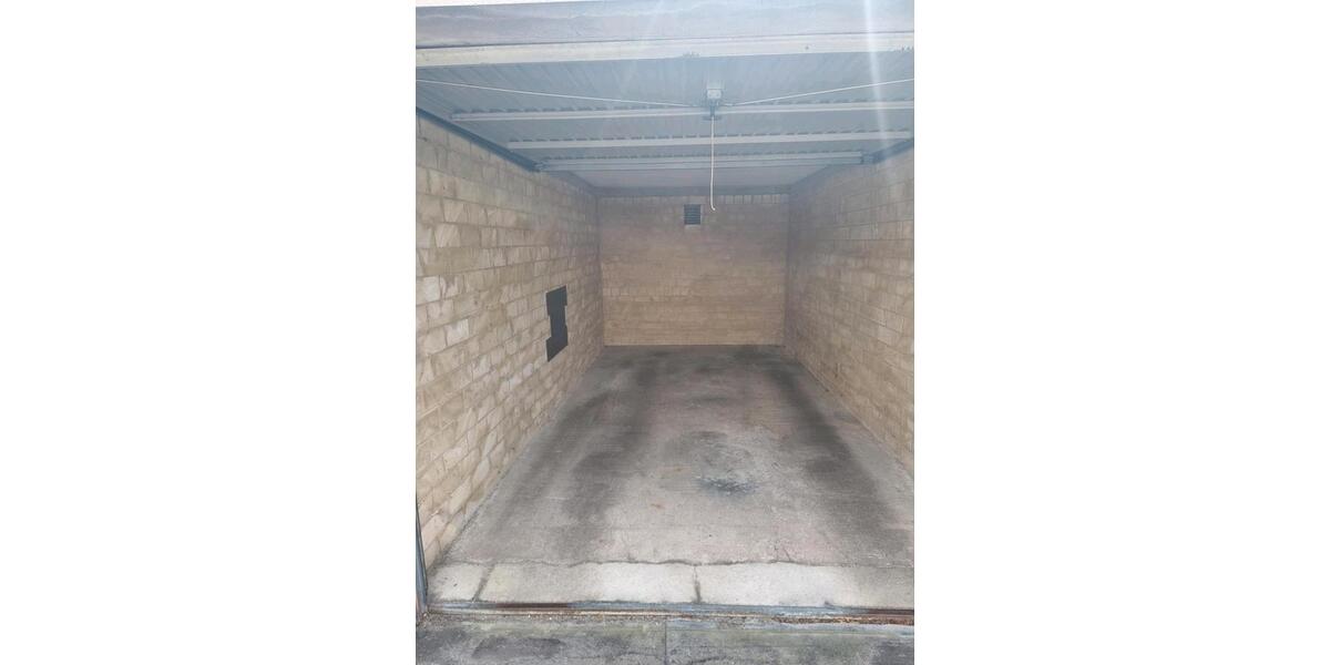 Garagen / Stellplätze Hannover Döhren-Wülfel - 100&euro; | Angebot:26276203