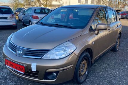 Nissan Tiida 195.000 km 999 € Hannover 30179
