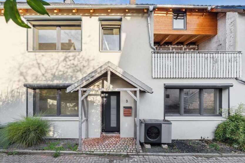 Haus zum Kaufen in Giesen 220.000 € 154.61 m²
