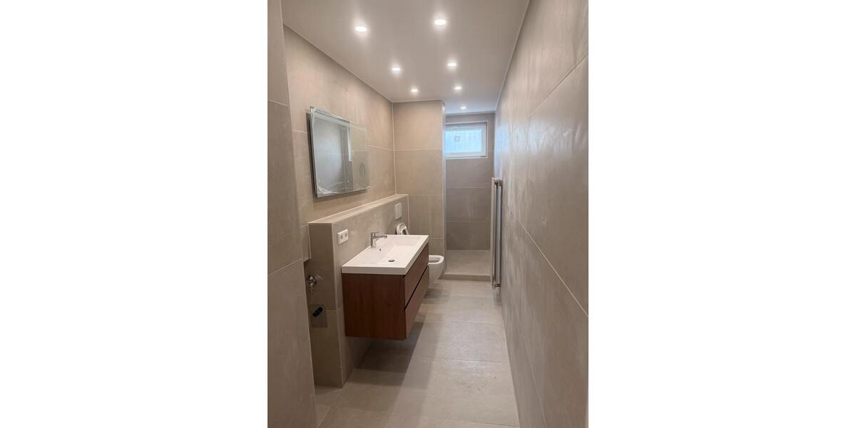 Etagenwohnung Hannover Nord - 4 Zimmer, 95 m&sup2;, 1.600&euro; | Angebot:27570616